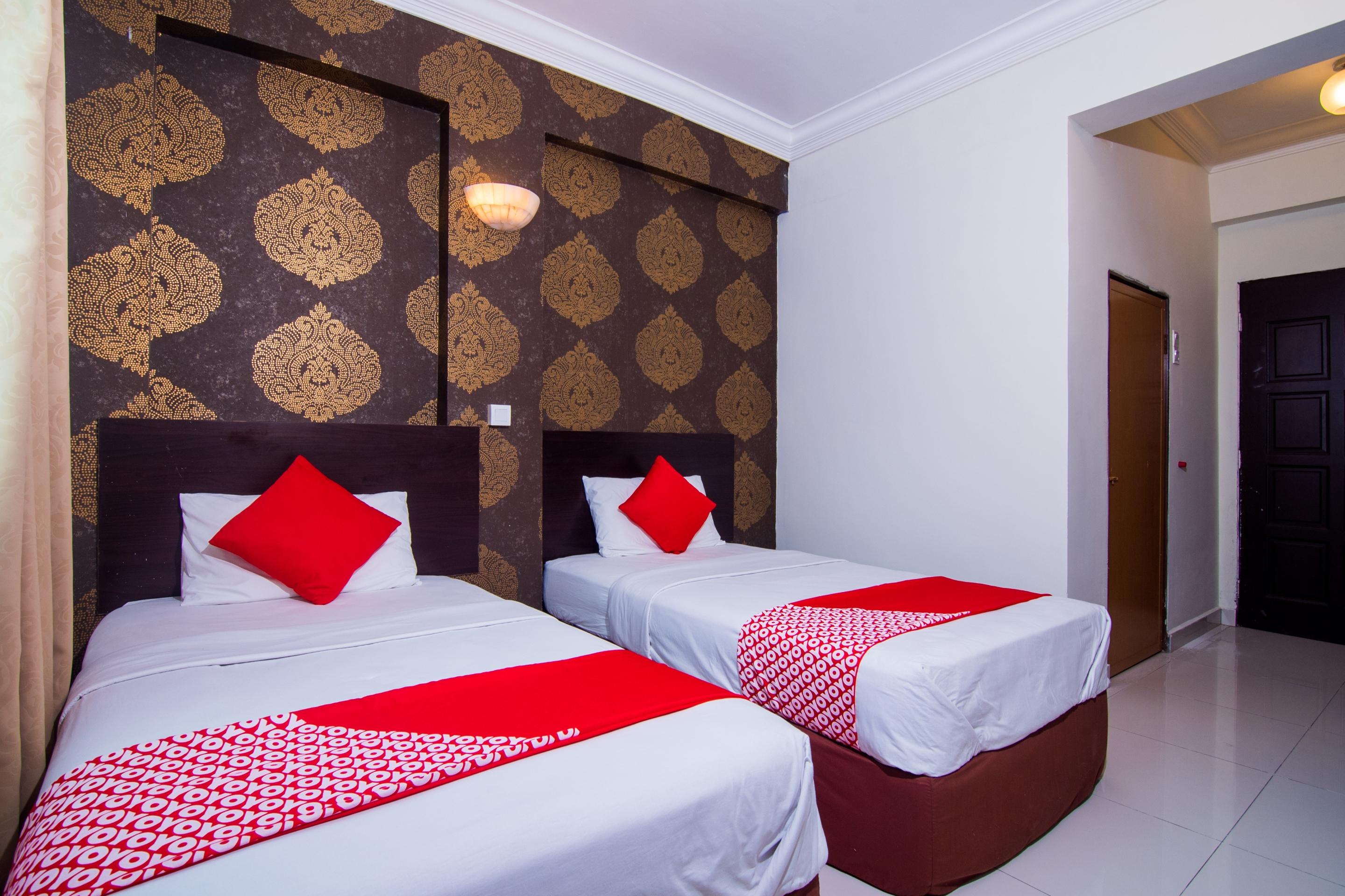 Sea Princess Hotel Телук-Баханг Экстерьер фото
