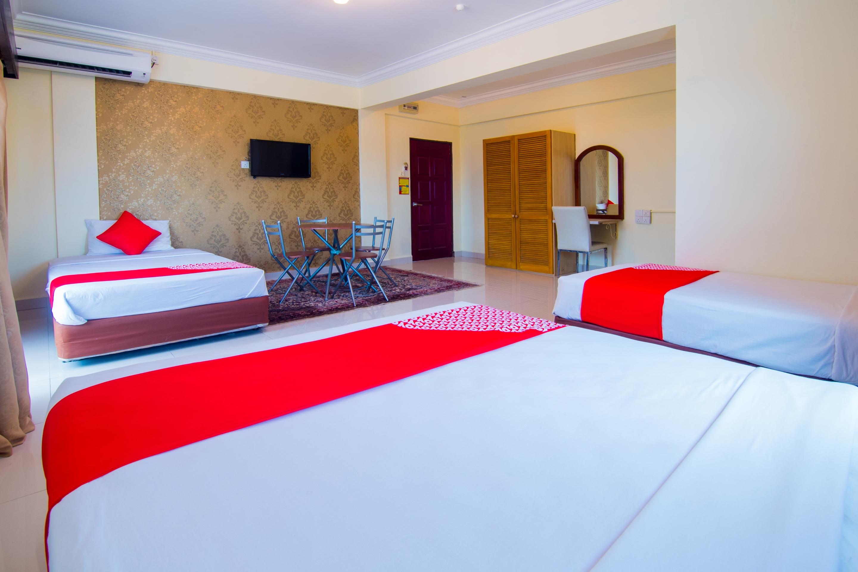 Sea Princess Hotel Телук-Баханг Экстерьер фото